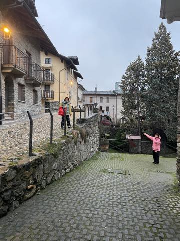 th_3F05A2B4-D1B8-4499-B208-64FBE9AFBDA3