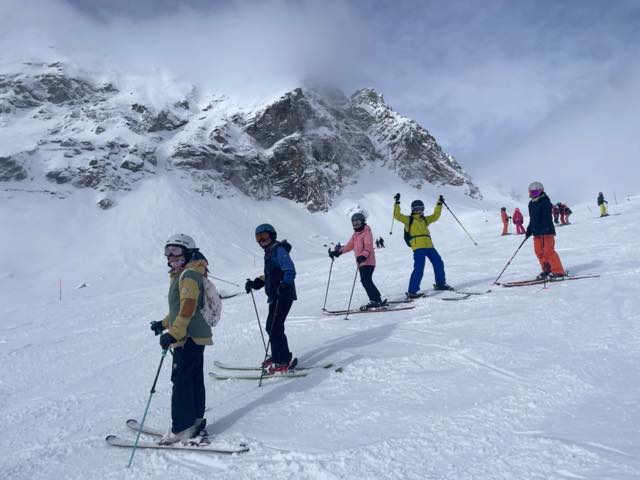 th_5081B212-488A-4AF9-9778-C690C59CDFD1