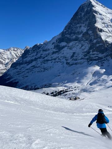 th_6306C91D-F873-4A50-B8B5-37E968F632E8