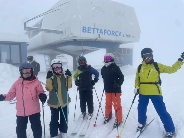 th_74169821-2B9D-43F5-87CC-03A42FAD2EFA