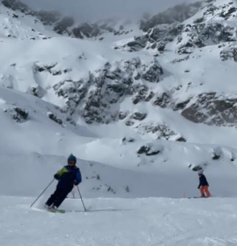 th_772F94D9-3755-492E-B8B4-B40A550693F0