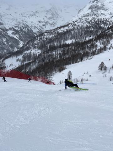 th_8AEF3121-946C-44FE-A30C-82EB39C84FA1