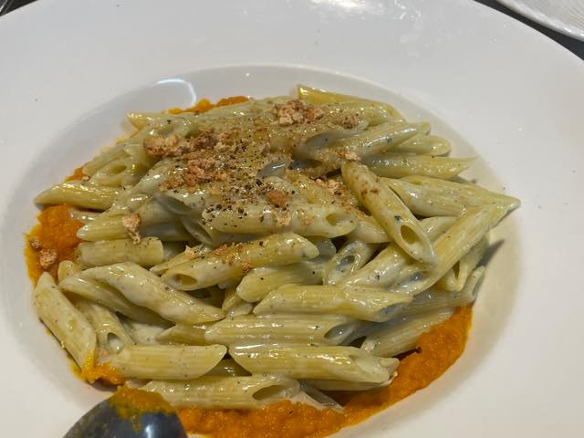 th_8E6757F9-13DD-406B-B2A7-2AB31BB2B45D