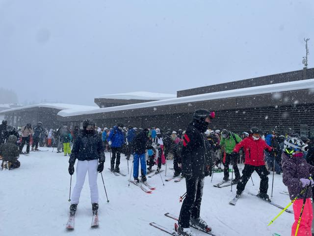 th_8F479908-A89E-48FA-9994-AD91689879DA