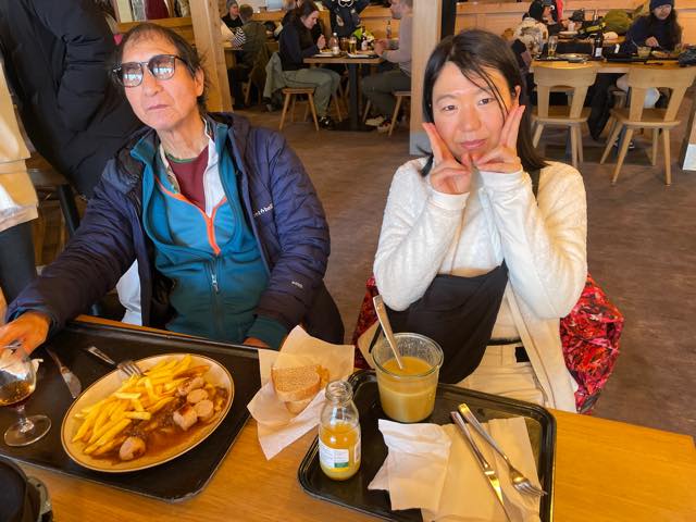 th_9034392F-7AD1-46BB-86E2-3E00ADD97A25