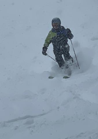 th_A138C70A-F5EC-476B-BB4B-2EA25984EFFE