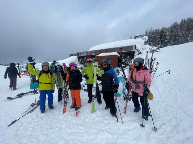 th_A7BC70D8-1096-40E6-957C-9938DA0F6B52