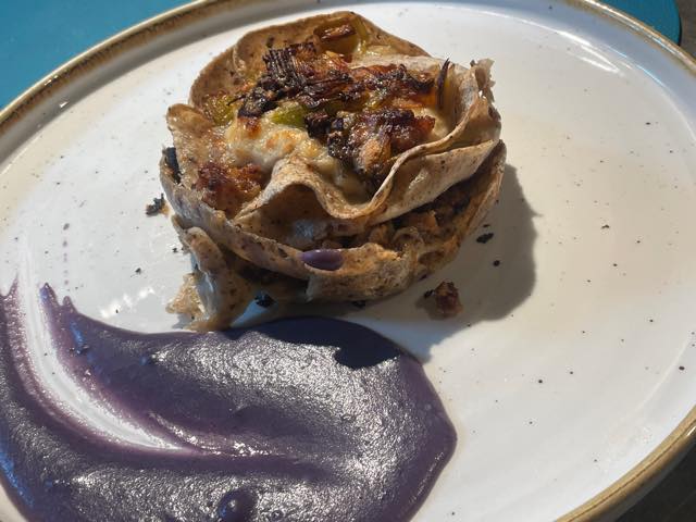 th_A8150E3F-FBA6-462D-877E-A5BD4468E804