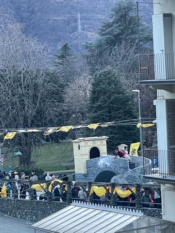 th_BBB6CC42-BD5E-4C3C-94FF-B7FE24B77411