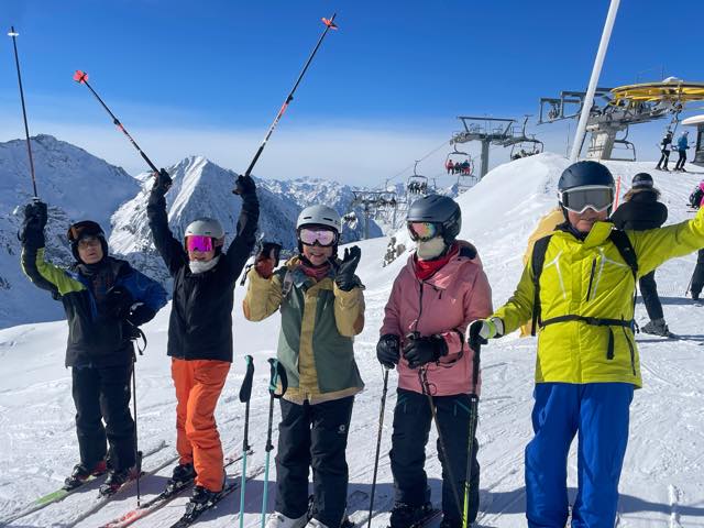 th_D476F6B3-037A-4504-97FB-DBAEF2BF8845