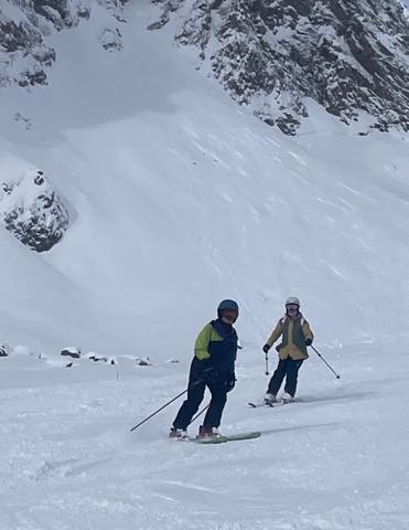 th_D8BE5B6D-5C10-49F9-AA1F-F4481B938504