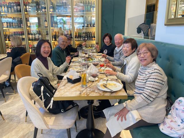 th_FD868D43-B752-4DF0-AC94-1E6CD03C2430