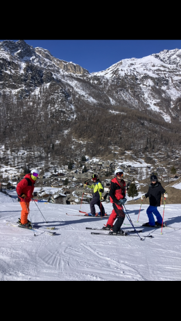 00ADE305-BA50-4872-9BA7-2EB53707F393