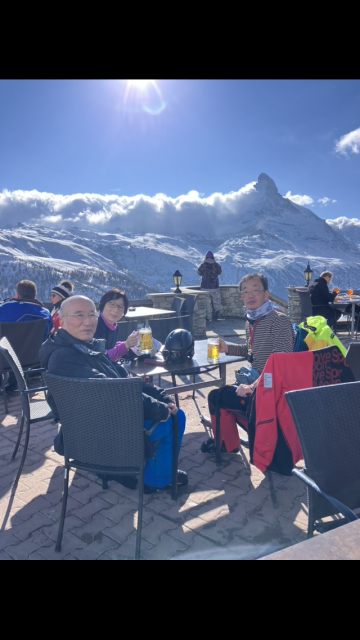 0F735483-E060-4C8A-905B-DF2BE5A64C33