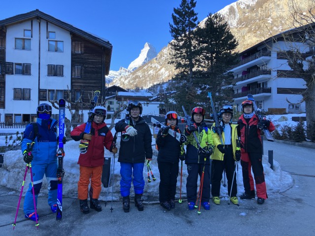 4220C1F1-3197-47D8-A283-E4F3784027E3