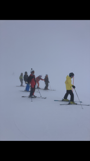 61A220B9-51EA-4A6A-929E-125D7C5256E2