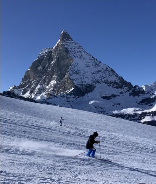 D73FFBEA-7590-42C6-96A9-4070DAFC88E7