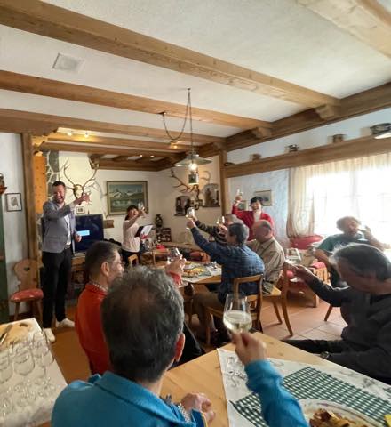 th_2756D686-3DC3-4B39-88EB-C66A3B86625D