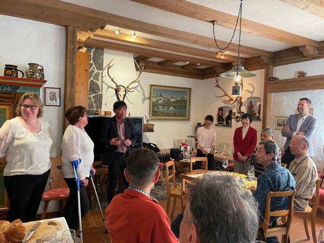 th_2F5588A3-4166-4055-B49C-4755CB0E0EB8