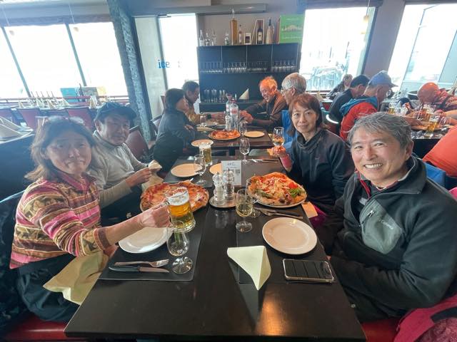 th_3809CB61-31A6-4D44-934E-0D91AC3EC113