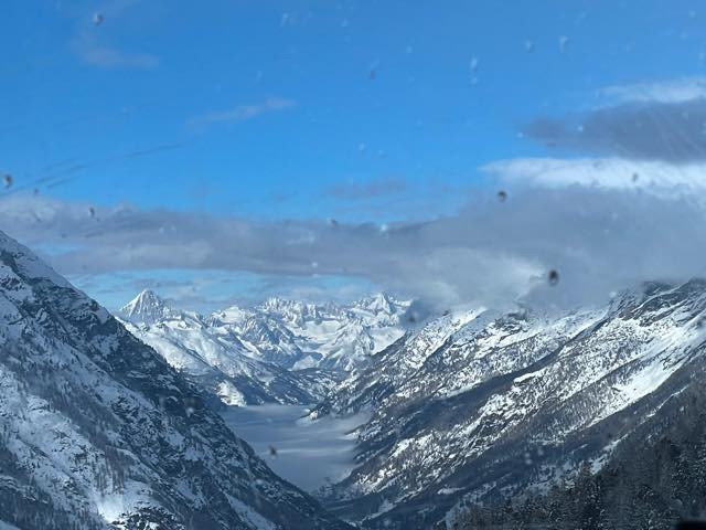 th_787DF7E9-2ED6-4AF2-B33F-6736A5A7E157