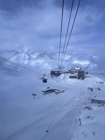 th_85279A5E-6DA3-4686-96BD-F62F0A04DEA2