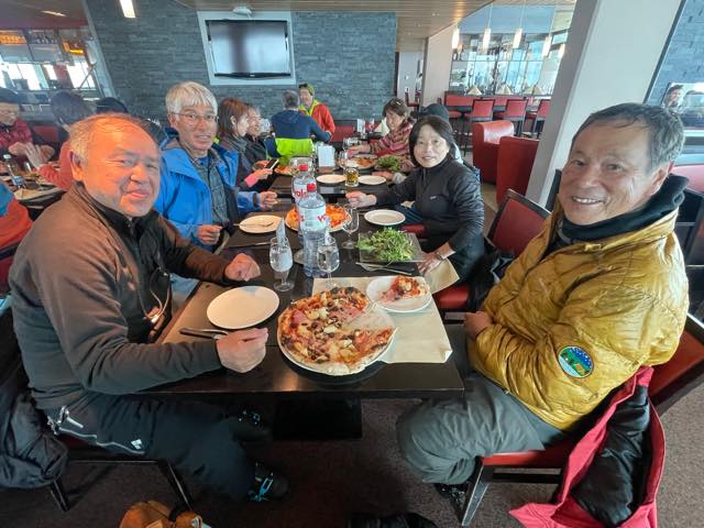 th_A2FD694C-42E7-4B11-96F1-688AA7E15069